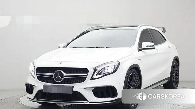 Mercedes-Benz GLA-Class X156 2019 Белый из Кореи