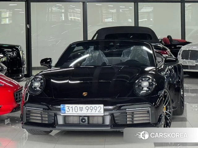 Porsche 911(992) 2023 Черный из Кореи