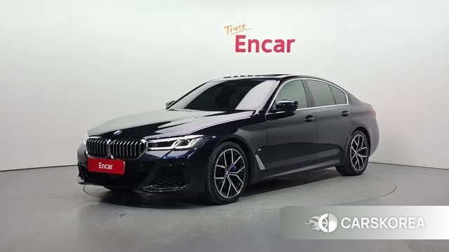 BMW 5 Series (G30) 2022 Черный из Кореи