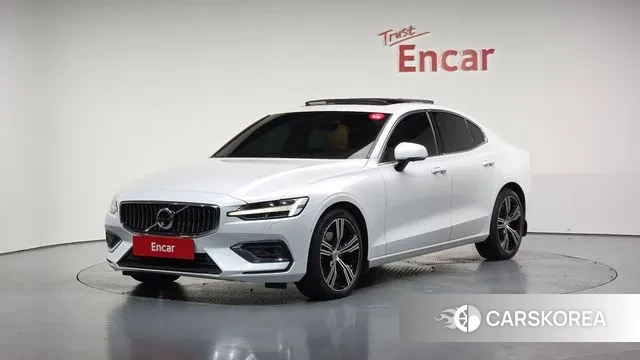 Volvo S60 3rd generation 2021 Белый из Кореи