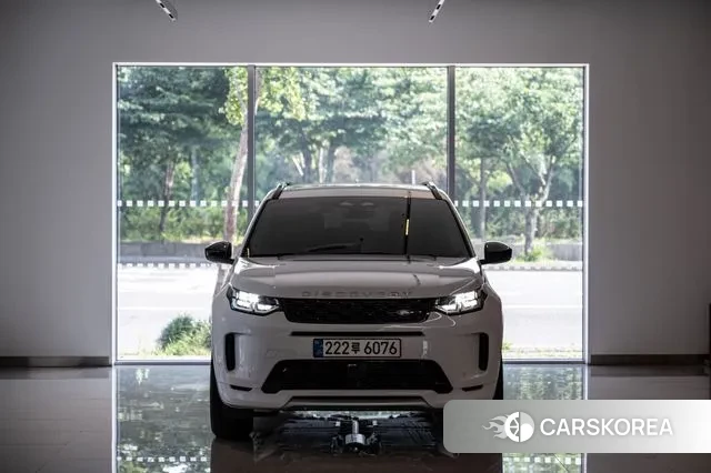 Land Rover Discovery Sports 2nd Generation 2024 Белый из Кореи