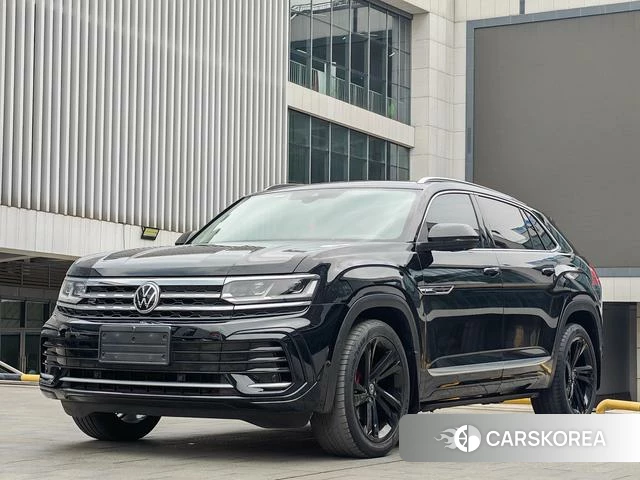 Volkswagen Tourang 2021 Черный из Китая