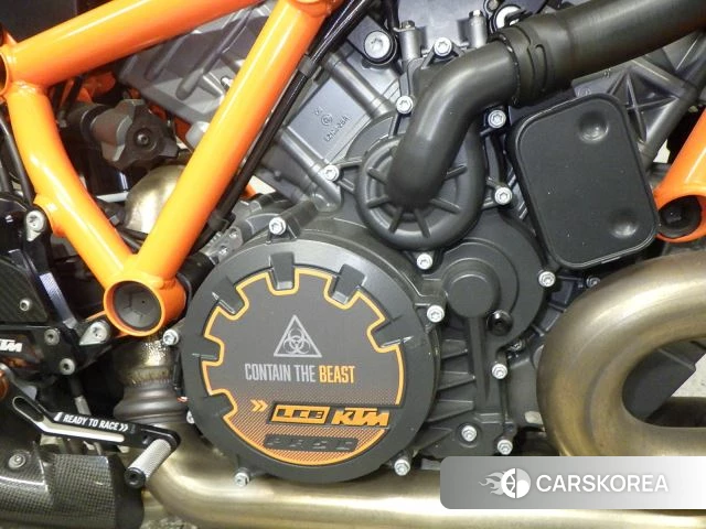 Engine photo