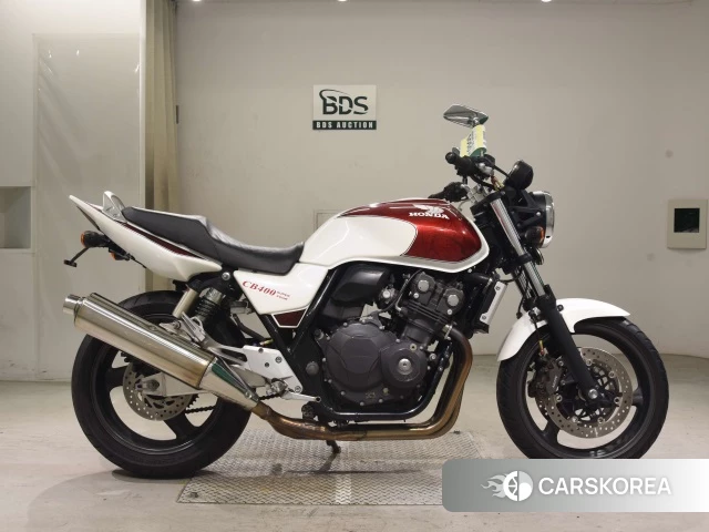 Проданный Honda CB400SF 2010 из Японии