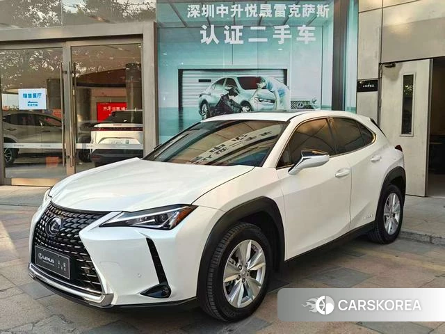 Lexus UX 2022 Белый из Китая