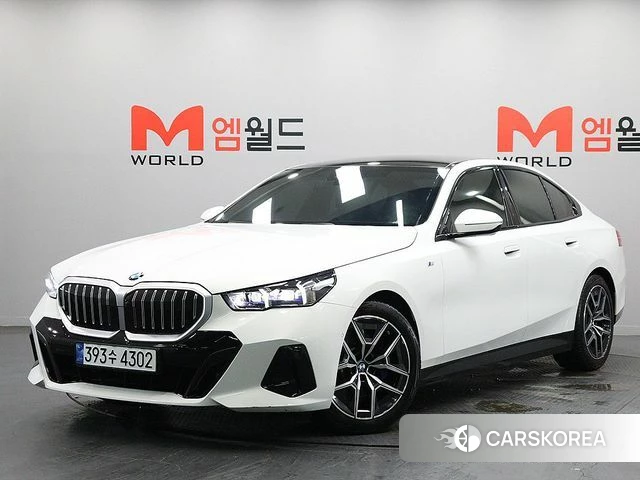 BMW 5 Series (G60) 2024 Белый из Кореи