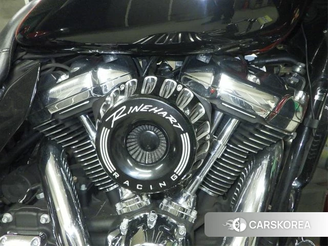 Engine photo