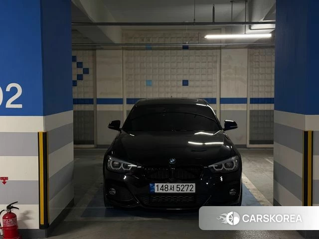 BMW 1 Series (F20) 2018 Черный из Кореи