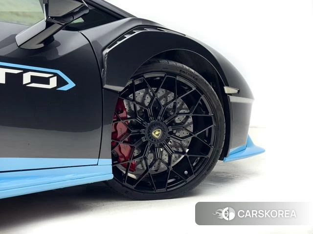 Lamborghini Huracán 2023 Темно-серый из Китая