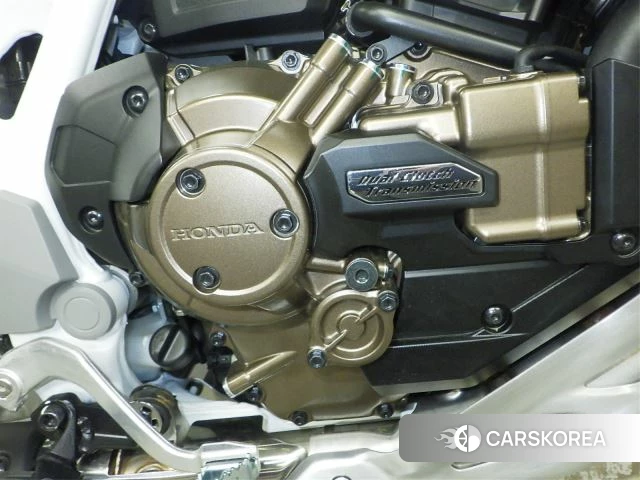 Engine photo