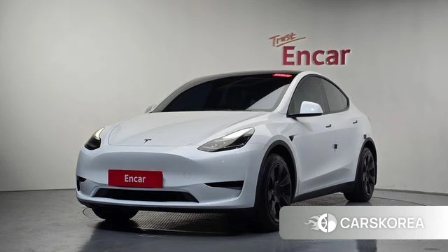 Tesla Model Y 2023 Белый из Кореи