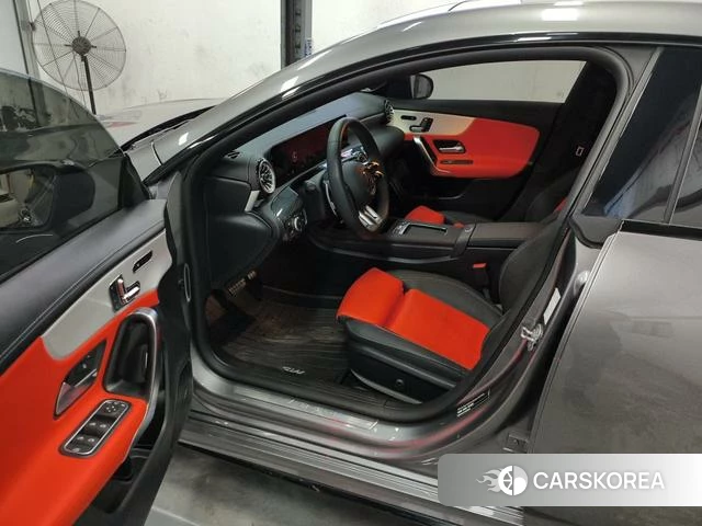 Mercedes-Benz CLA AMG 2024 Серебристо-серый из Китая