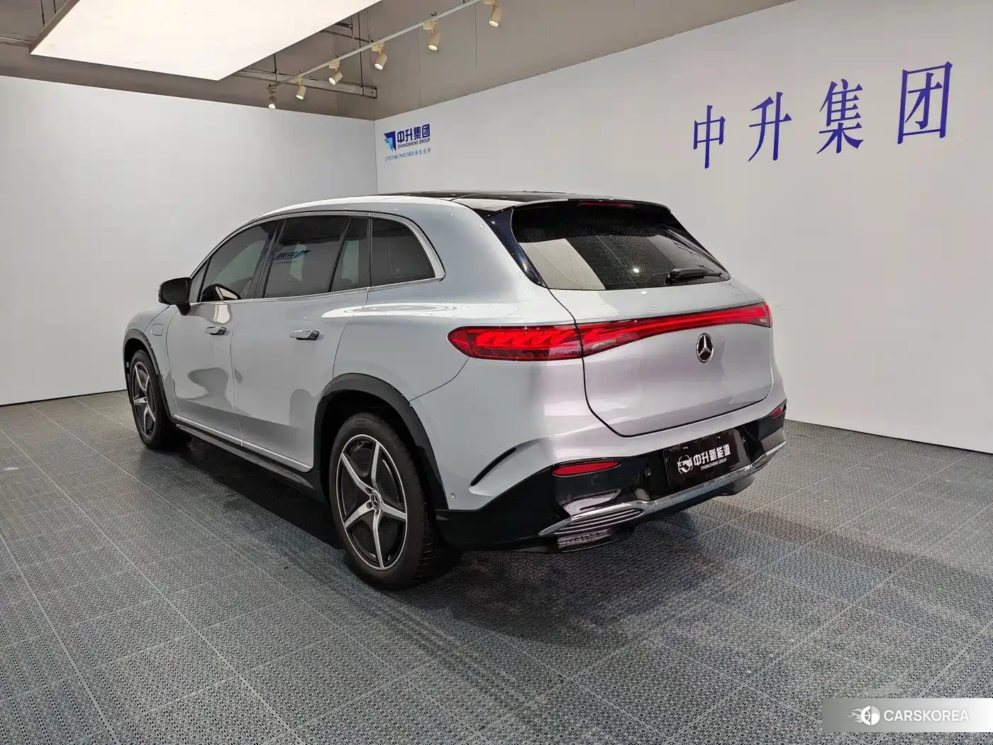 Mercedes-Benz EQS SUV 2023 Silver/gray из Китая