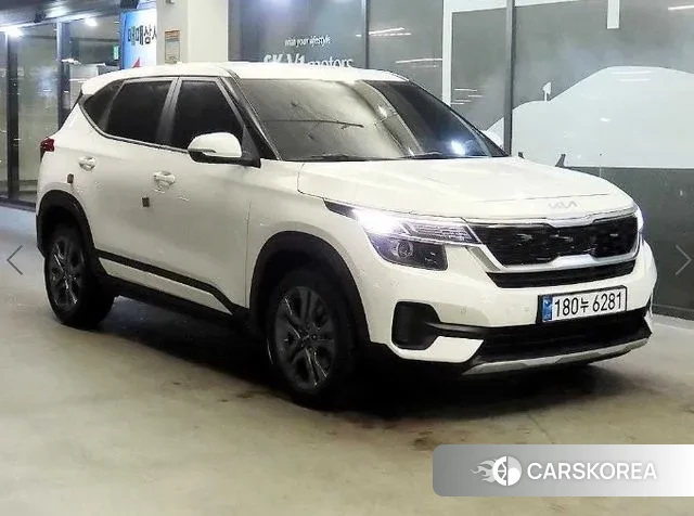 Kia Seltos 2022 Белый из Кореи