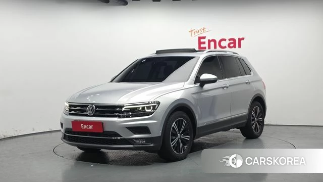 Volkswagen Tiguan second Generation 2018 Серебряный из Кореи