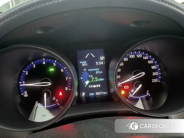 Toyota C-HR 2023 Белый из Китая