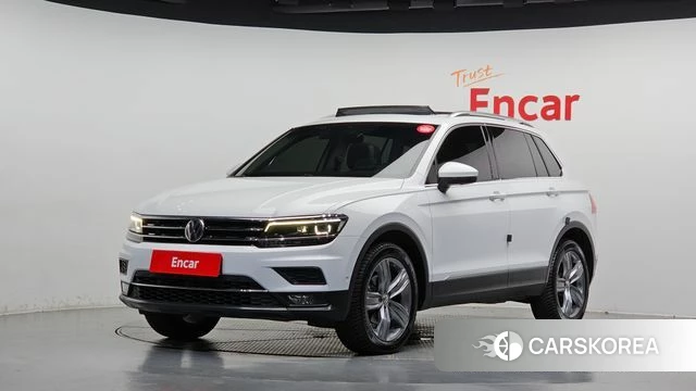 Volkswagen Tiguan second Generation 2018 Белый из Кореи