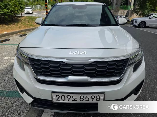 Kia Seltos 2021 Белый из Кореи