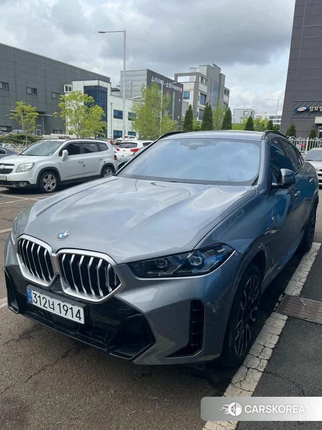 BMW X6 (G06) 2025 Серебристо-серый из Кореи