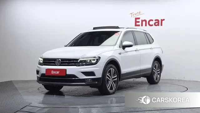 Volkswagen Tiguan Allspace 2020 Белый из Кореи