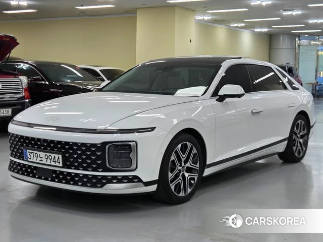 Hyundai Grandeur (GN7) 2023 Белый из Кореи