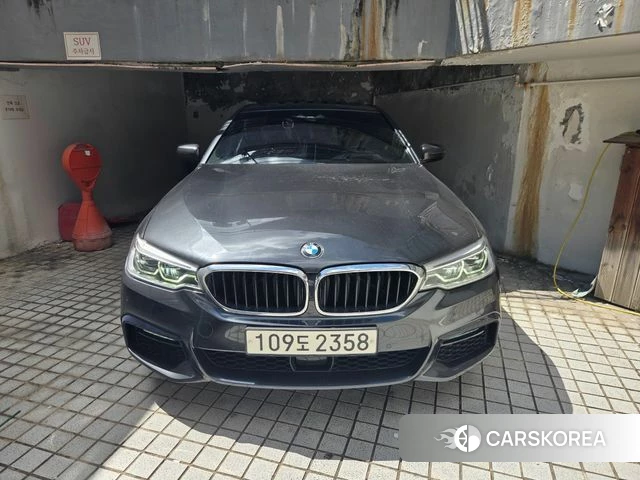 BMW 5 Series (G30) 2020 Серый из Кореи
