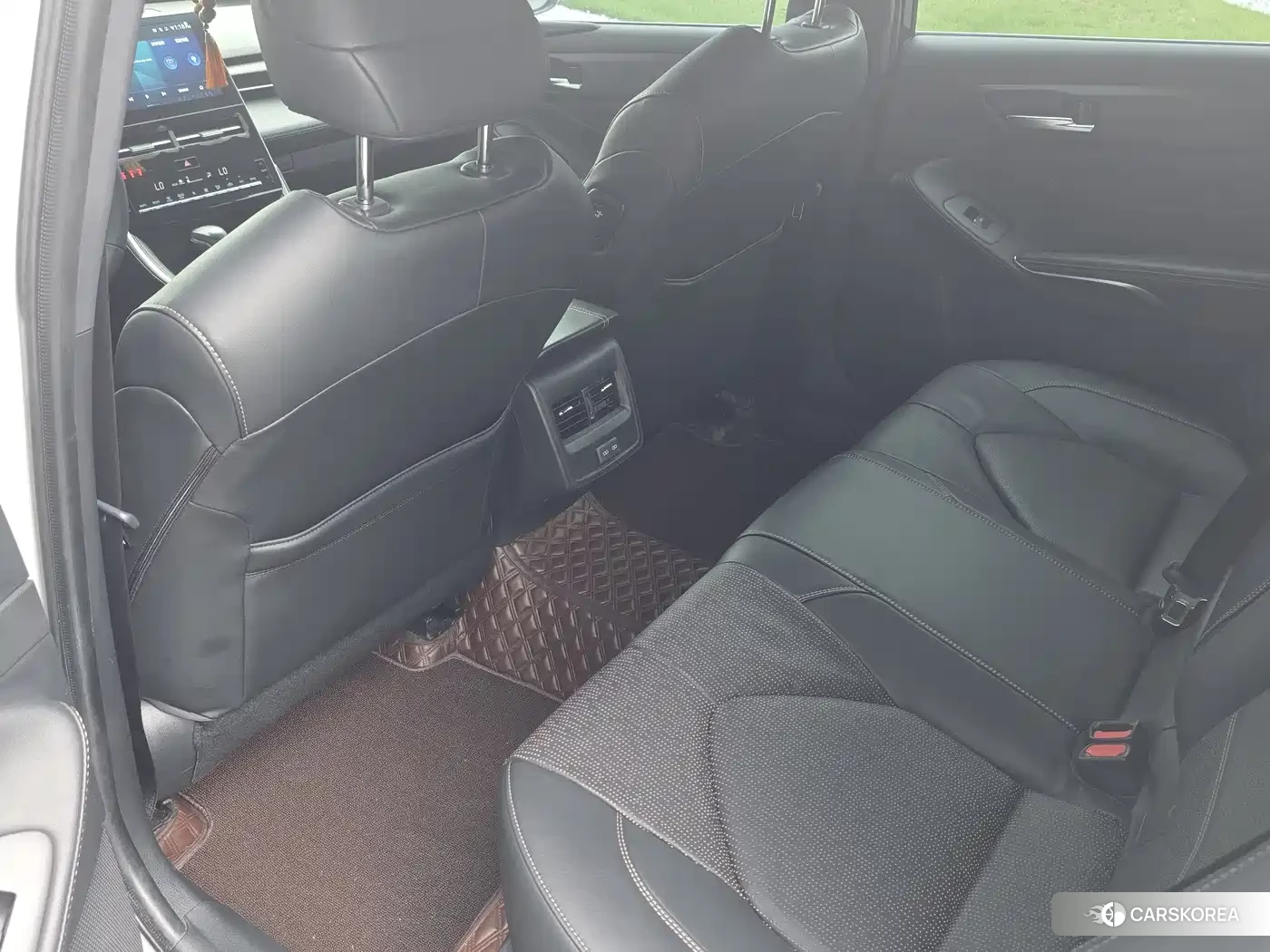 Toyota Avalon 2022 Белый из Китая