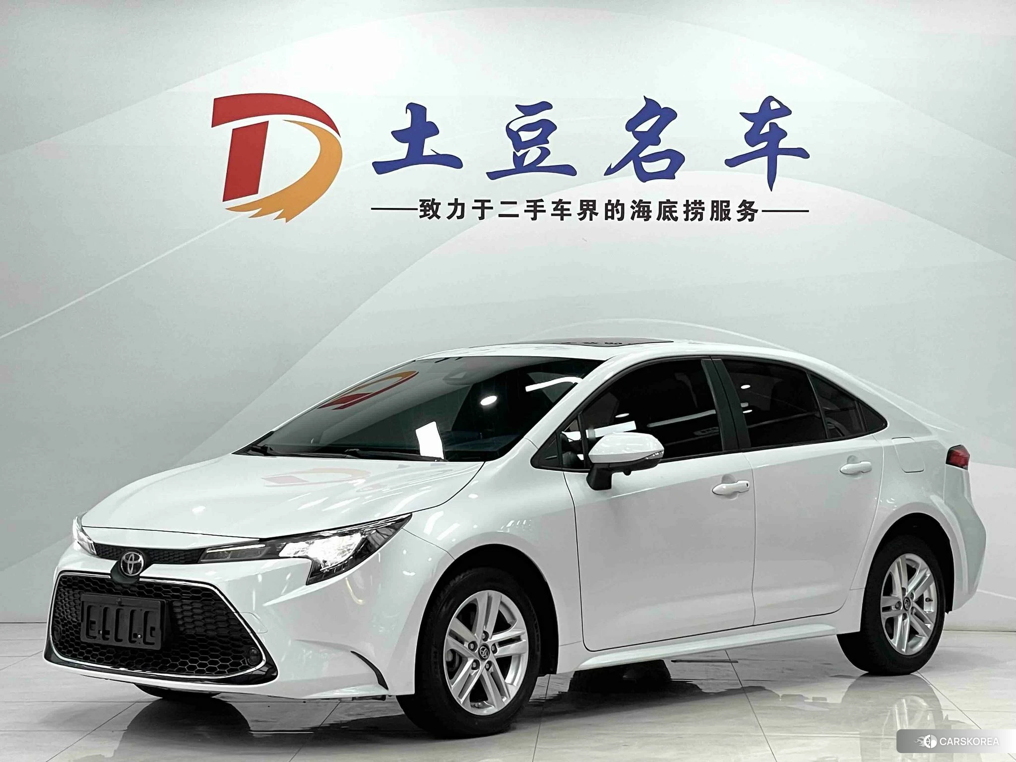 Toyota Levin 2020 Белый из Китая