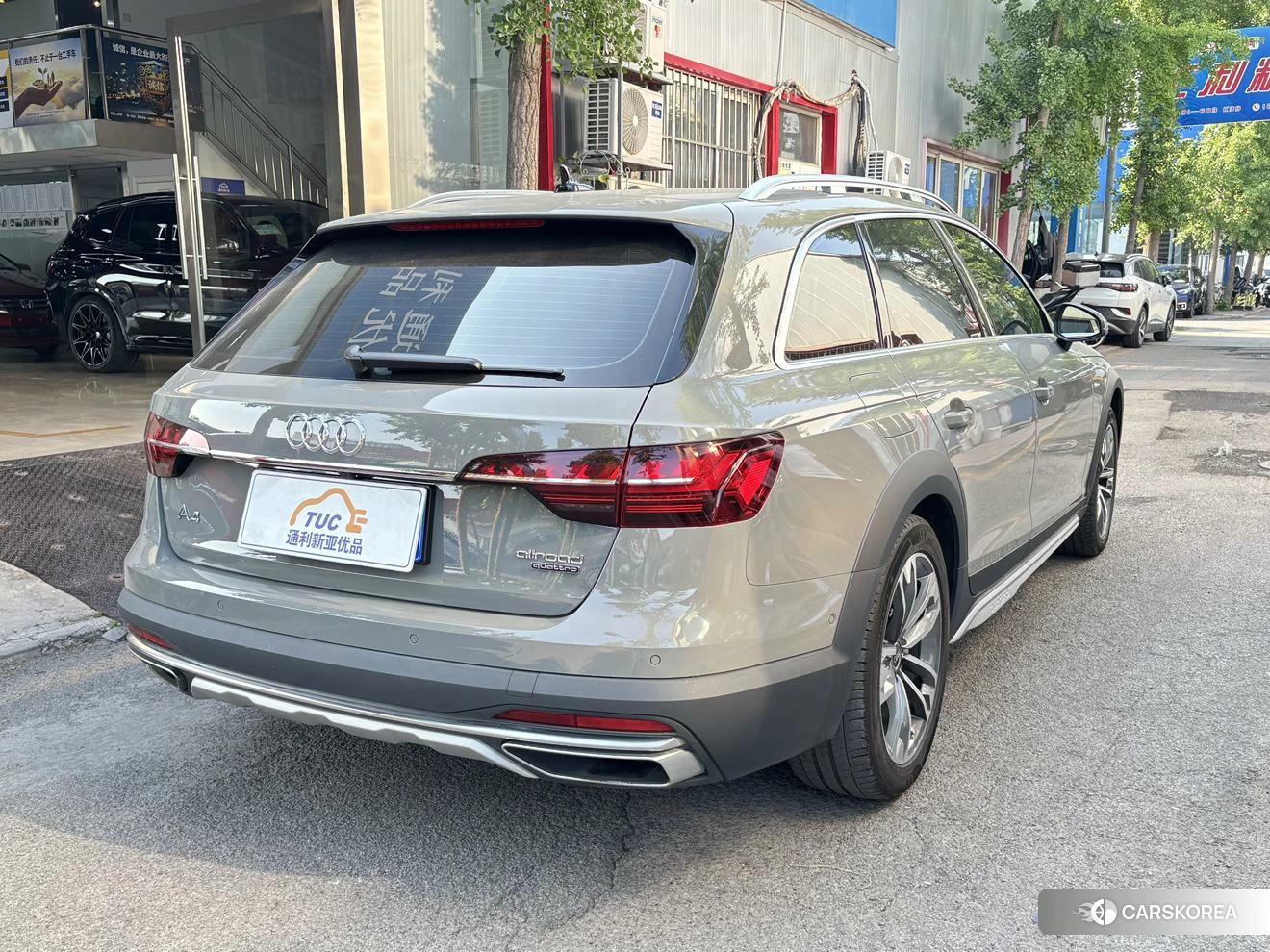 Audi A4 (import) 2021 Темно-серый из Китая