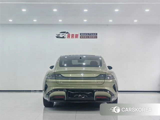 Xiaomi Car Xiaomi SU7 2025 Шампань из Китая