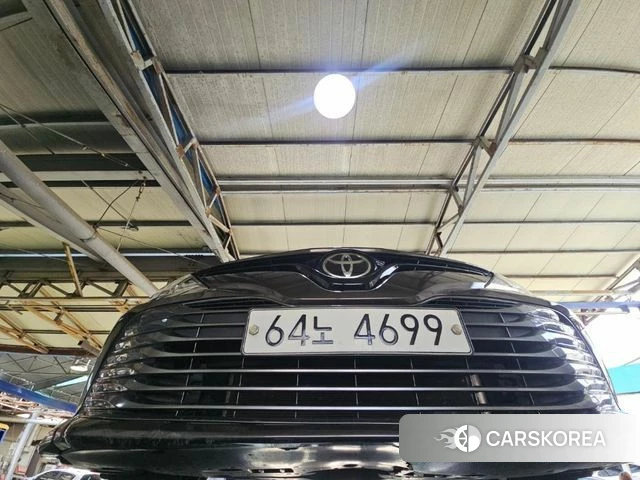 Toyota Camry (XV70) 2018 Серый из Кореи