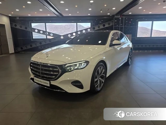 Mercedes-Benz E-Class W214 2024 Белый из Кореи