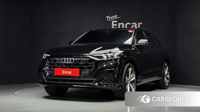 Audi Q8 (4M) 2025 Черный из Кореи