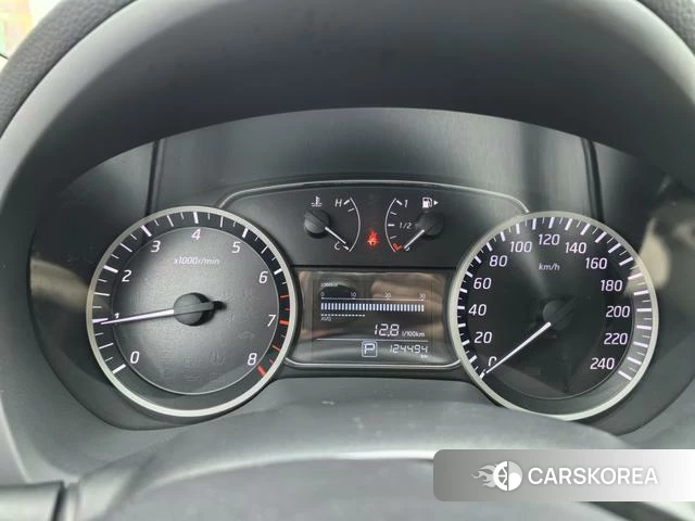 Nissan Xuan Yi 2018 Фиолетовый из Китая