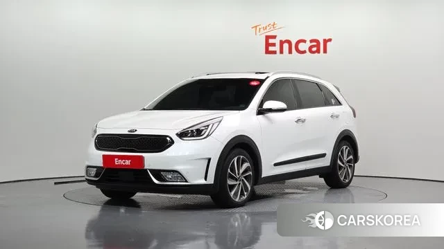Kia Niro 2018 Белый из Кореи