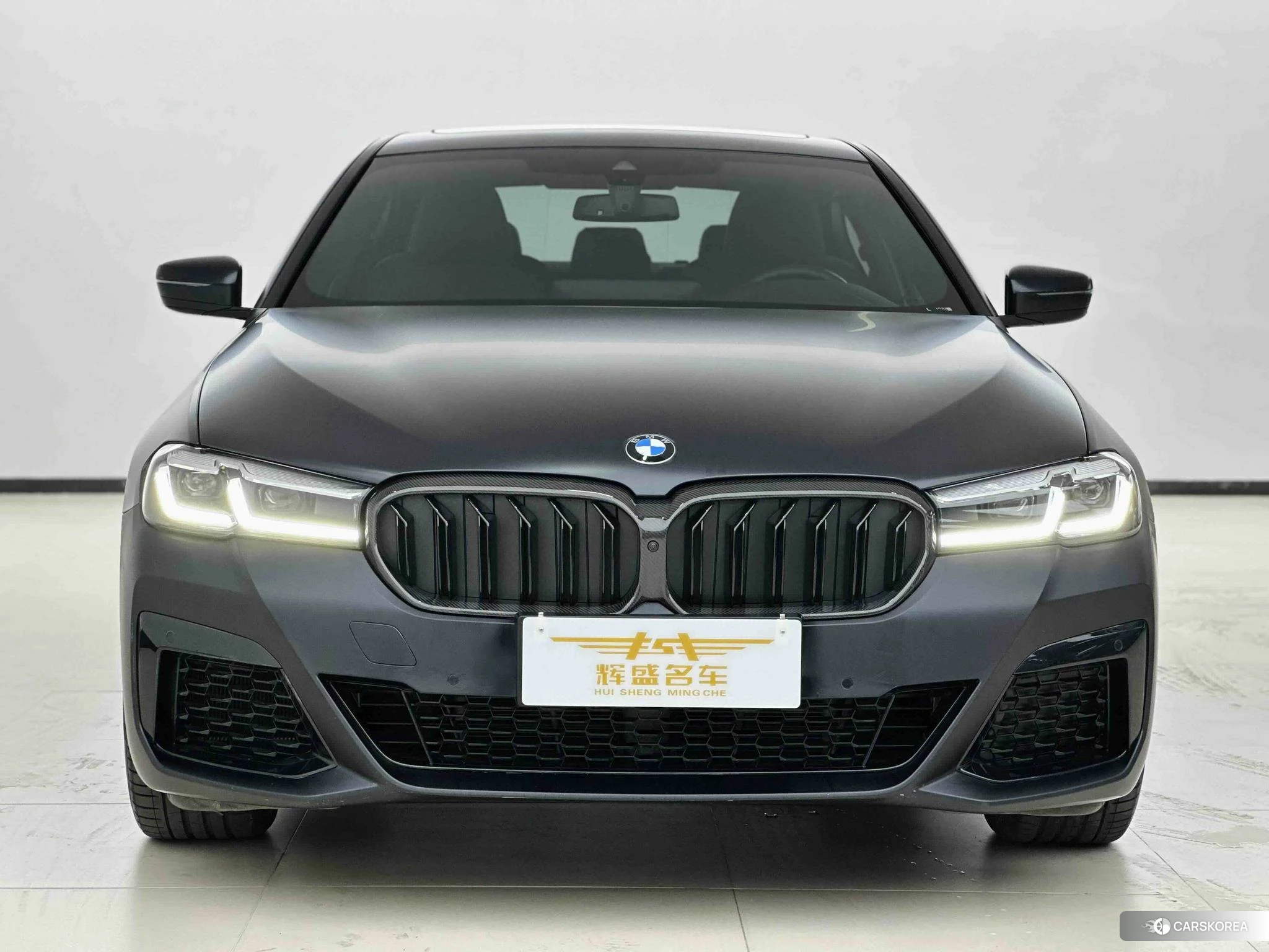 BMW 5 series (imported) 2020 Черный из Китая