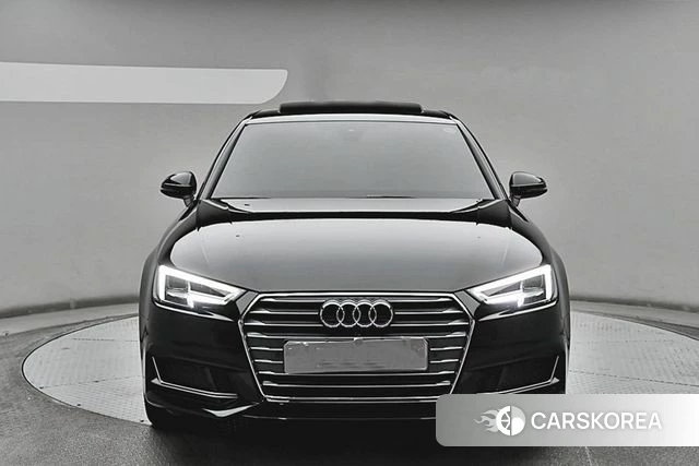 Audi A4 (B9) 2019 Черный из Кореи