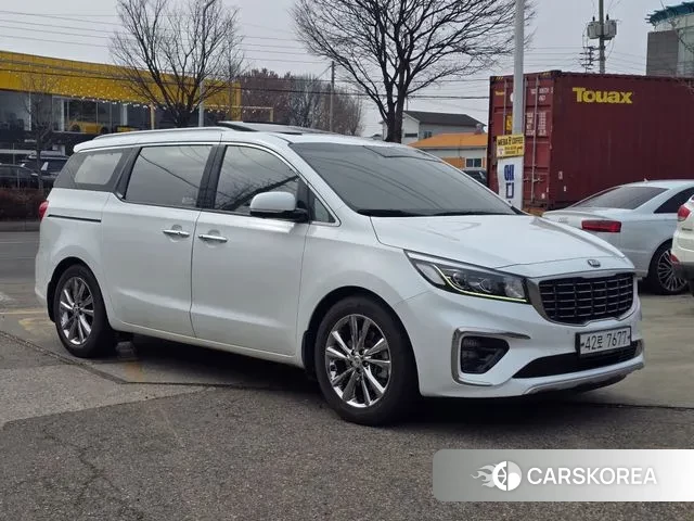 Kia The New Carnival 2018 Белый из Кореи