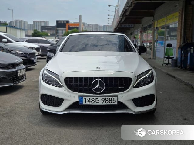 Mercedes-Benz C-Class W205 2018 Белый из Кореи