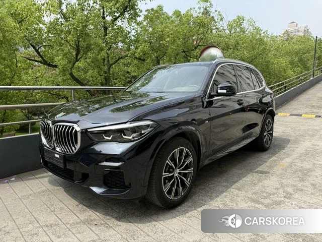 BMW X5 (imported) 2022 Черный из Китая