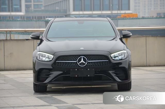 Mercedes-Benz E-class (imported) 2021 Черный из Китая