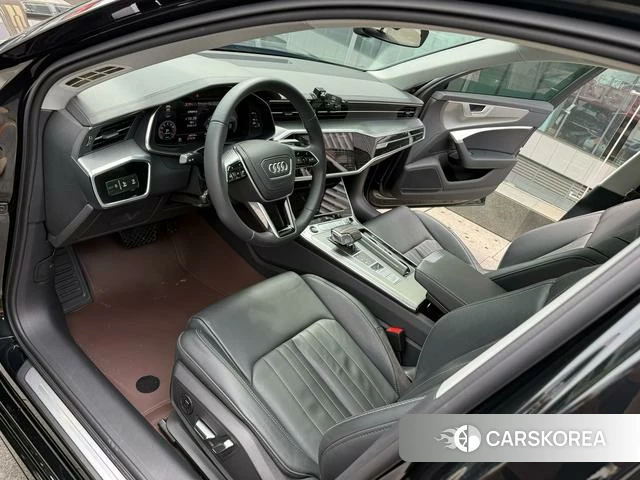 Audi A6L 2023 Черный из Китая