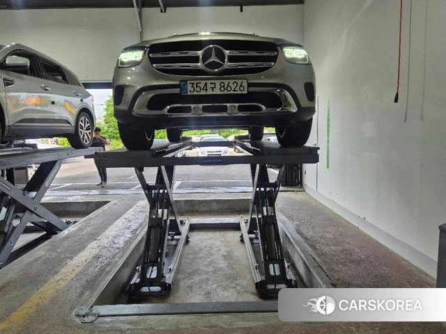 Mercedes-Benz GLC-Class X253 2021 Песочный из Кореи