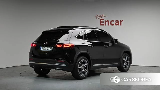 Mercedes-Benz GLA - Class H247 2023 Черный из Кореи