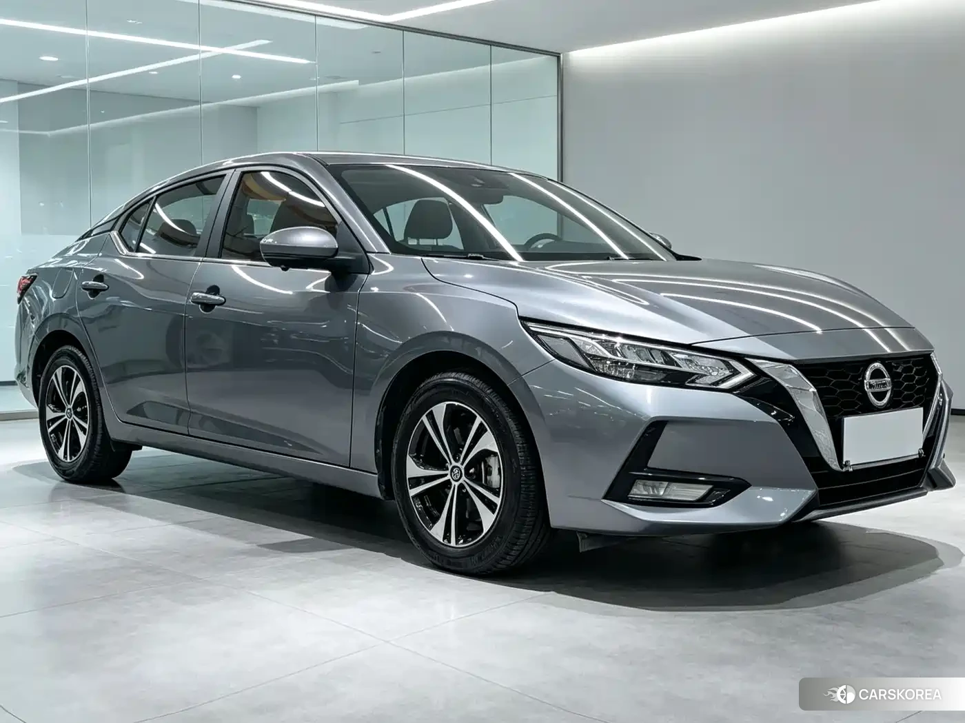 Nissan Sylphy 2022 Silver/gray из Китая