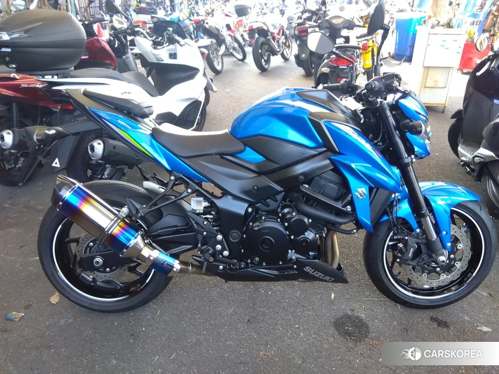 Проданный Suzuki GSX-S750 2021 из Японии