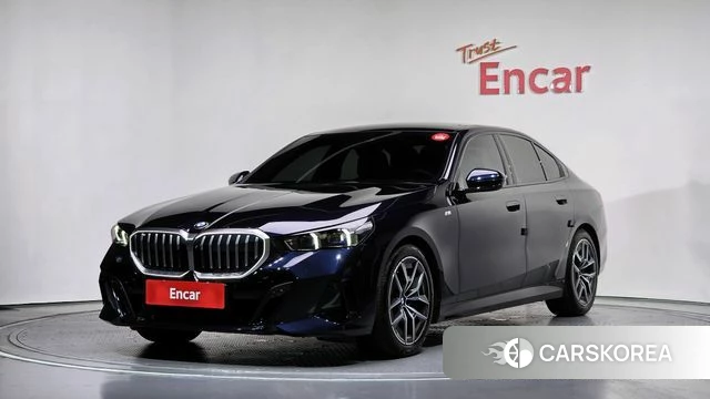 BMW 5 Series (G60) 2024 Черный из Кореи