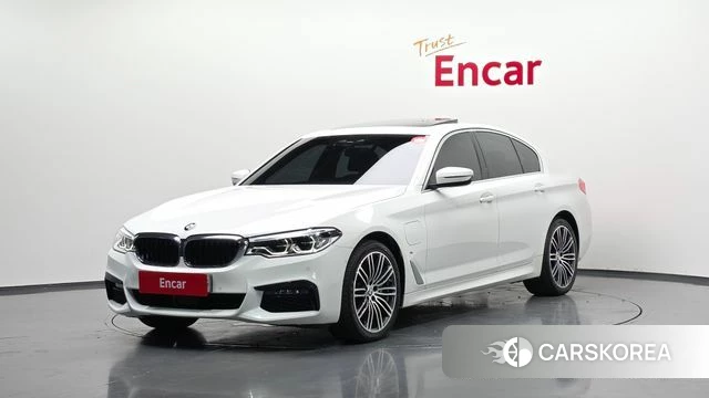 BMW 5 Series (G30) 2020 Белый из Кореи