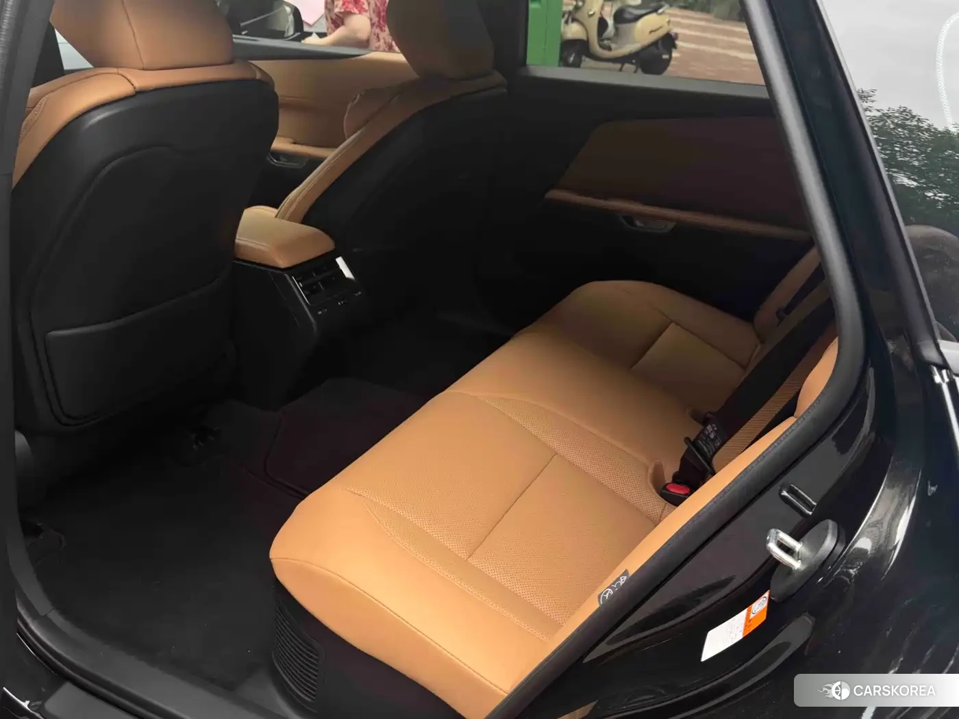 Lexus ES 2026 Черный из Китая
