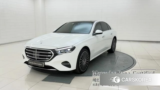 Mercedes-Benz E-Class W214 2025 Белый из Кореи